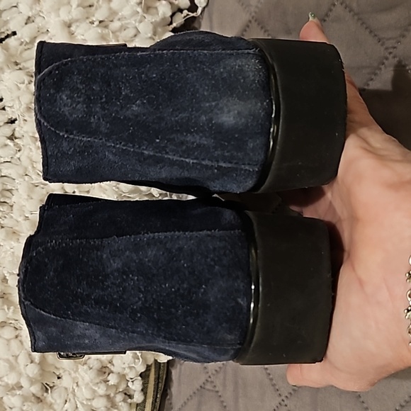 Aerosoles Booties - Picture 6 of 15